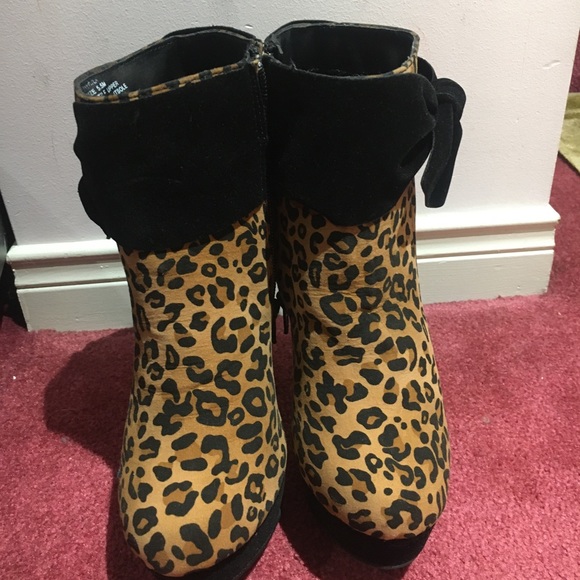 Booties - Boots - Picture 2 of 2